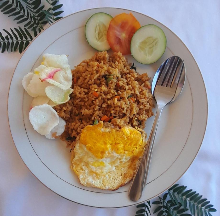 Fx72 Labuan Bajo Hotel エクステリア 写真