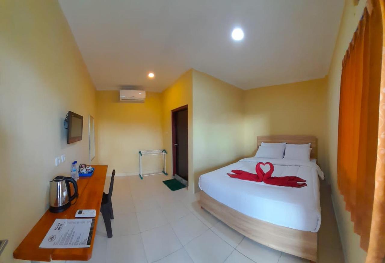 Fx72 Labuan Bajo Hotel エクステリア 写真